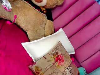 littleambarhot Live Webcam on CamSoda