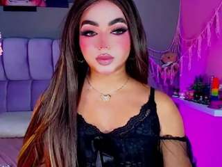 littleambarhot live webcam show