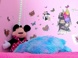 taylorolsen Live Webcam on CamSoda