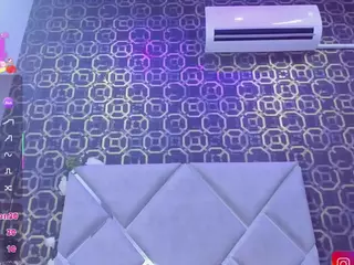 ZoeyMars's Live Sex Cam Show
