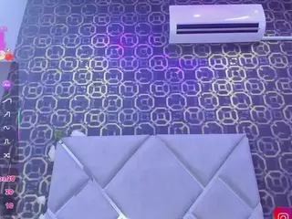 ZoeyMars's Live Sex Cam Show