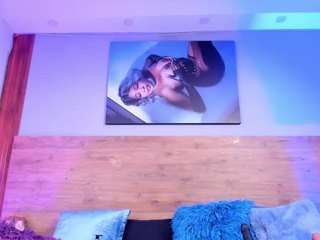 alisoncruz webcam model