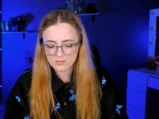 luna-berryy Live Webcam on CamSoda