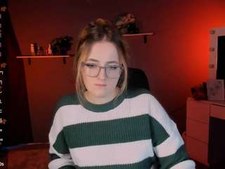  luna-berryy chat room