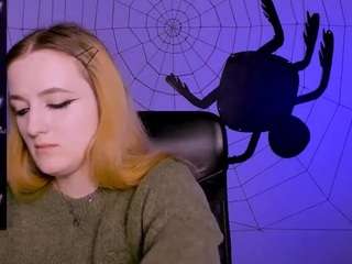 luna-berryy webcam