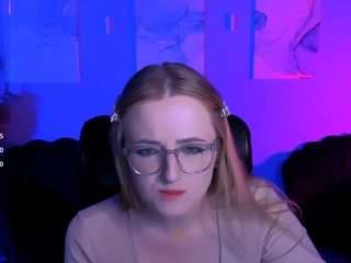 luna-berryy Live Webcam on CamSoda