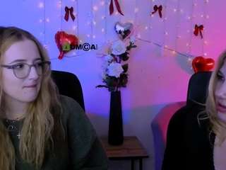 luna-berryy Live Webcam on CamSoda