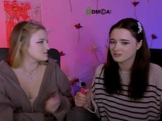 luna-berryy live cam profile