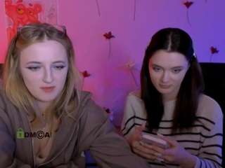 luna-berryy live cam profile