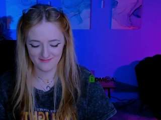 luna-berryy live cam profile