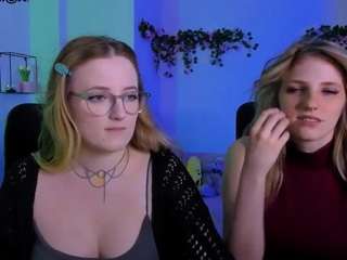 luna-berryy's live room