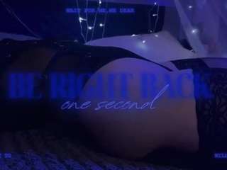 luna-berryy live webcam show