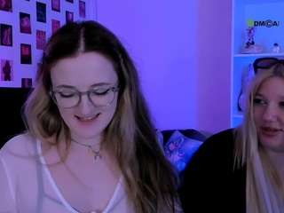 luna-berryy live webcam show