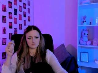 luna-berryy live webcam show