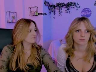 luna-berryy live webcam show