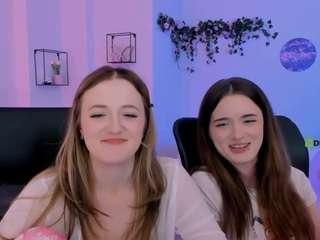 luna-berryy live webcam show