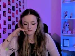 luna-berryy live webcam show