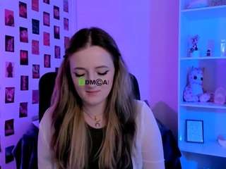luna-berryy live webcam show
