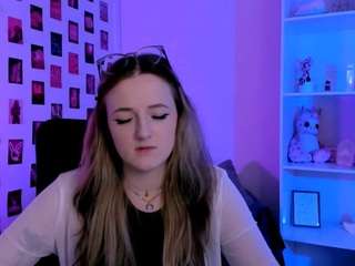 luna-berryy live webcam show