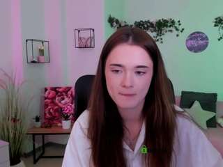 luna-berryy live cam preview