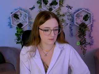 luna-berryy live cam preview