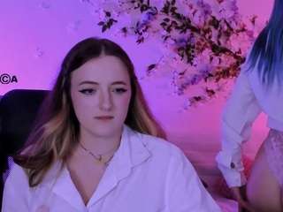 luna-berryy live cam preview