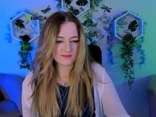 luna-berryy live cam preview
