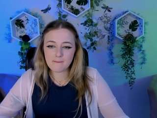 luna-berryy live cam preview