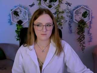 luna-berryy live cam preview