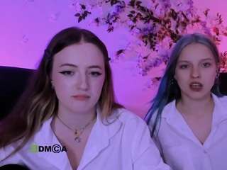 luna-berryy live cam preview