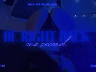 luna-berryy live cam preview