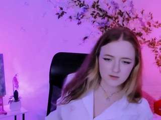 luna-berryy live cam preview
