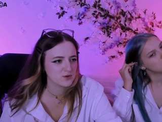 luna-berryy live cam preview