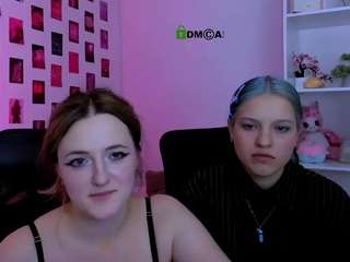 luna-berryy's live room