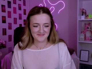 luna-berryy live cam preview