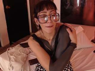 le modèle sam-mansson66 est en webcam porno dans un show sur le site camsoda, il possède les tags suivants: amateur,sexting,ass,nipple piercings,nipple play,normal,orgasm,panties,saliva,sex toys,shaved pussy,mature,smoking,spank,submissive,tattoos,tease,teen (18+),tetasgrandes,wet