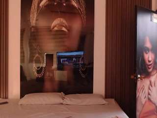 Samantha live webcam show