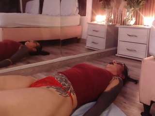 Samantha live webcam show