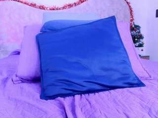 shelsy-lord's CamSoda show and profile