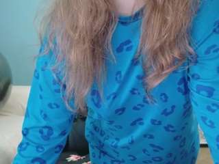 Live cam show with TreeJeanne