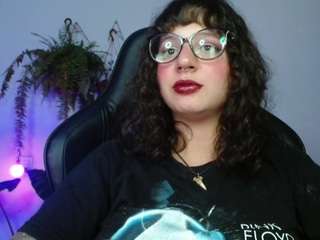 Mya Millor live cam preview