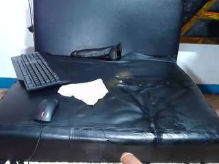 yaya-21 live webcam show