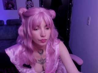 camimila9's CamSoda show and profile