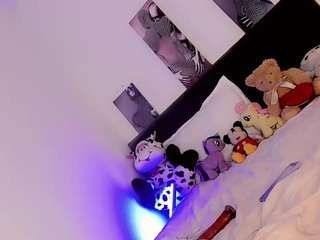 apriljades18 Live Webcam on CamSoda