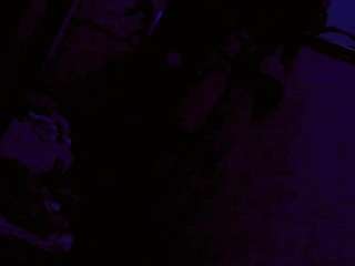 apriljades18's live room