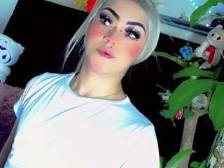 NathaliaandMateo live cam preview