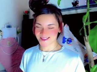 apriljades18's live room