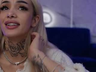 blondie-muller Live Webcam on CamSoda