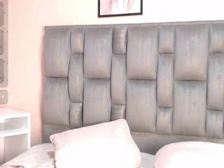 merlyng-1 Live Webcam on CamSoda