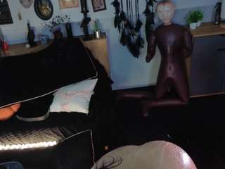 pleasureyouu's live room